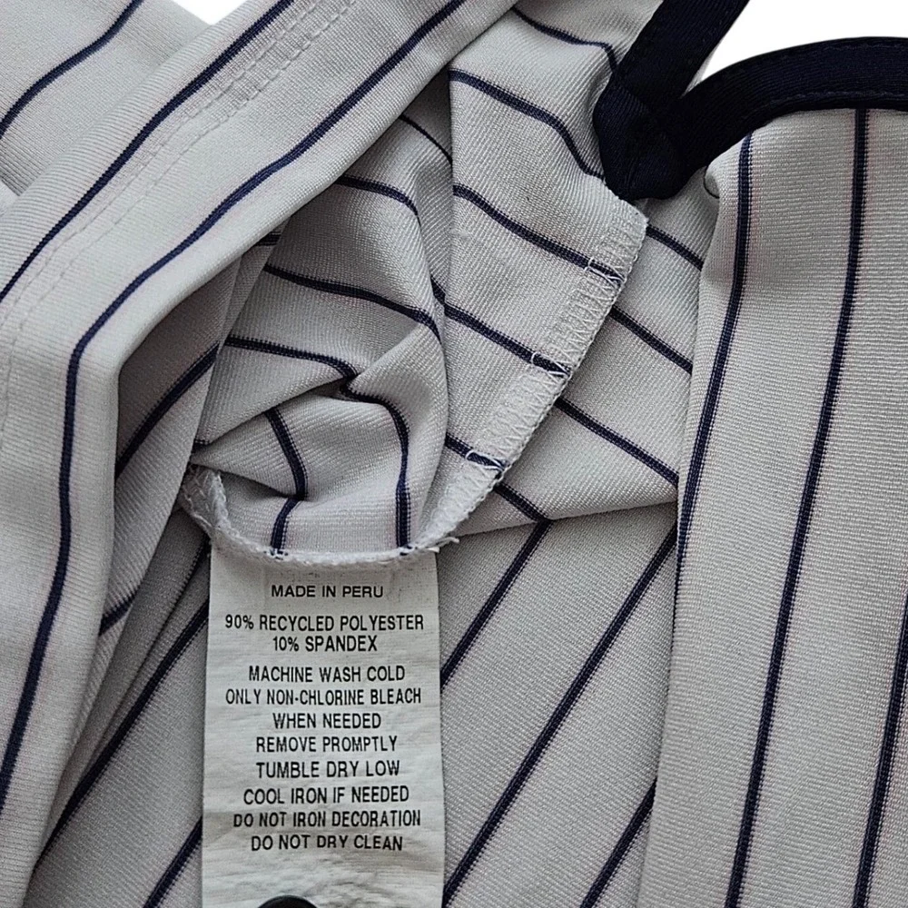 Greyson (Mens XL) The Classic Polo Golf Shirt Short Sleeve White Striped Stretch